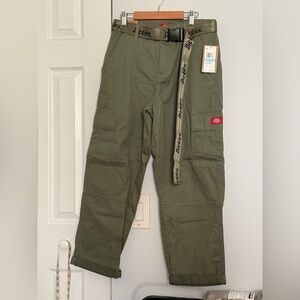 Dickies Men's Green Cargo Pants with Belt